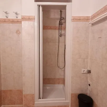 Apartment Palazzo Crispi - Boutique - Reception Triest