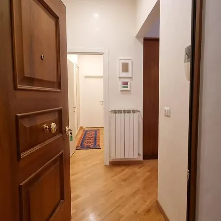 Apartment Palazzo Crispi - Boutique - Reception Triest