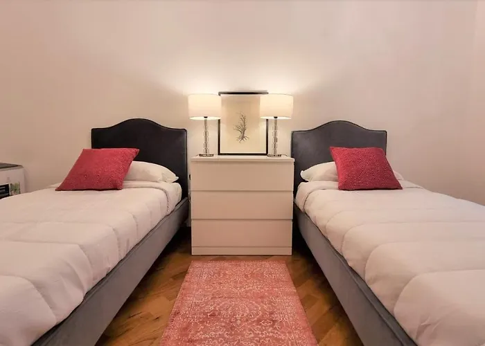 Palazzo Crispi - Boutique Lägenhet Trieste